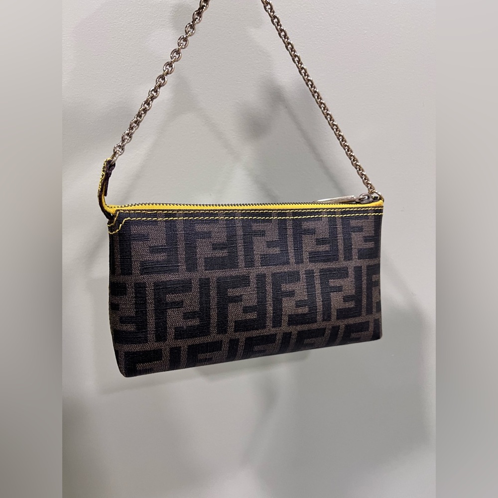 Auth❤️‍🔥Vintage Fendi baguette bag - Picture 6 of 15